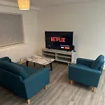 Spacious Two Bedroom Apartment