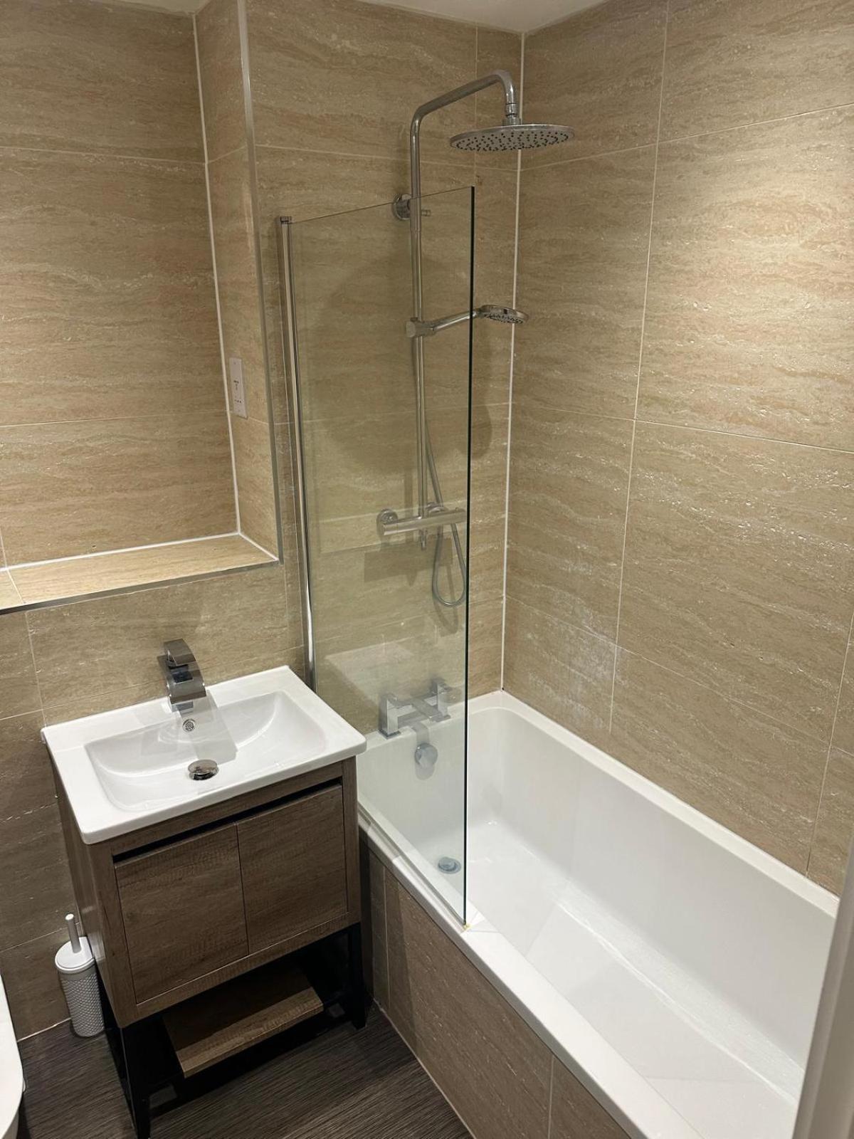 Spacious Two Bedroom *