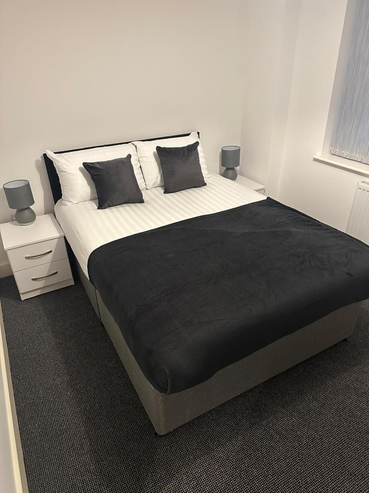 Spacious Two Bedroom Liverpool